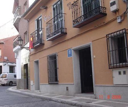 Hostal Cruz Verde Navalcarnero Eksteriør billede