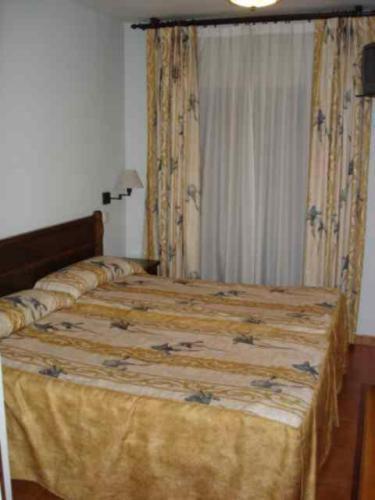 Hostal Cruz Verde Navalcarnero Værelse billede